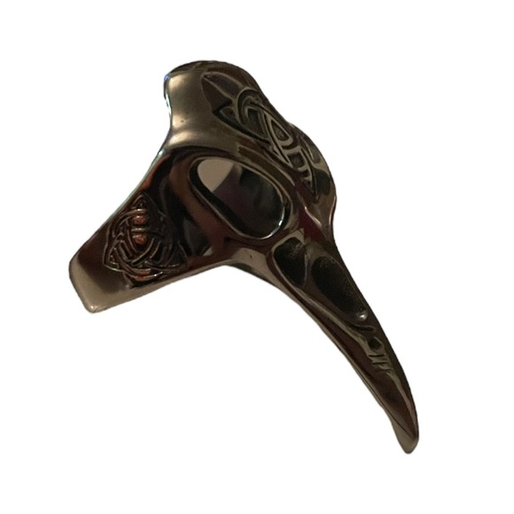 Celtic Knot Raven Ring - Picture 3 of 3